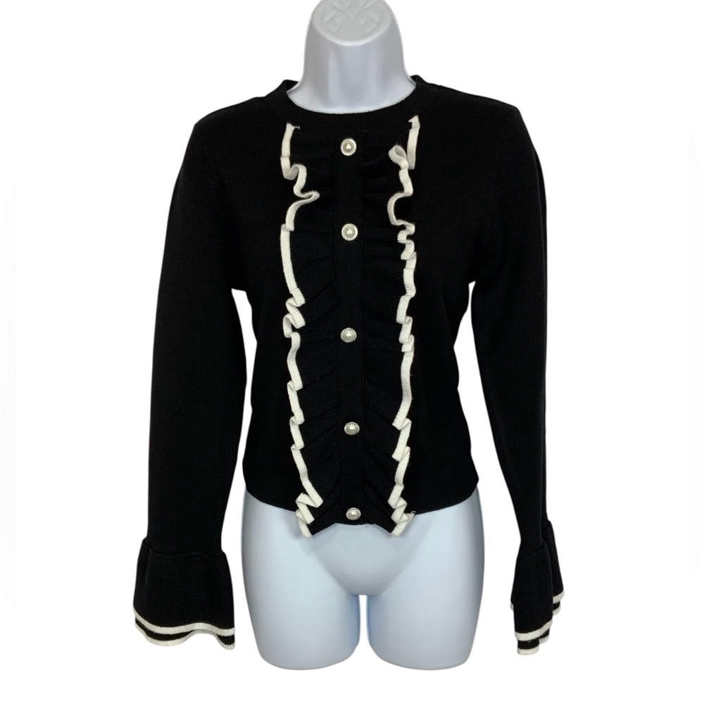Ontwelfth Women’s Black/White Sweater